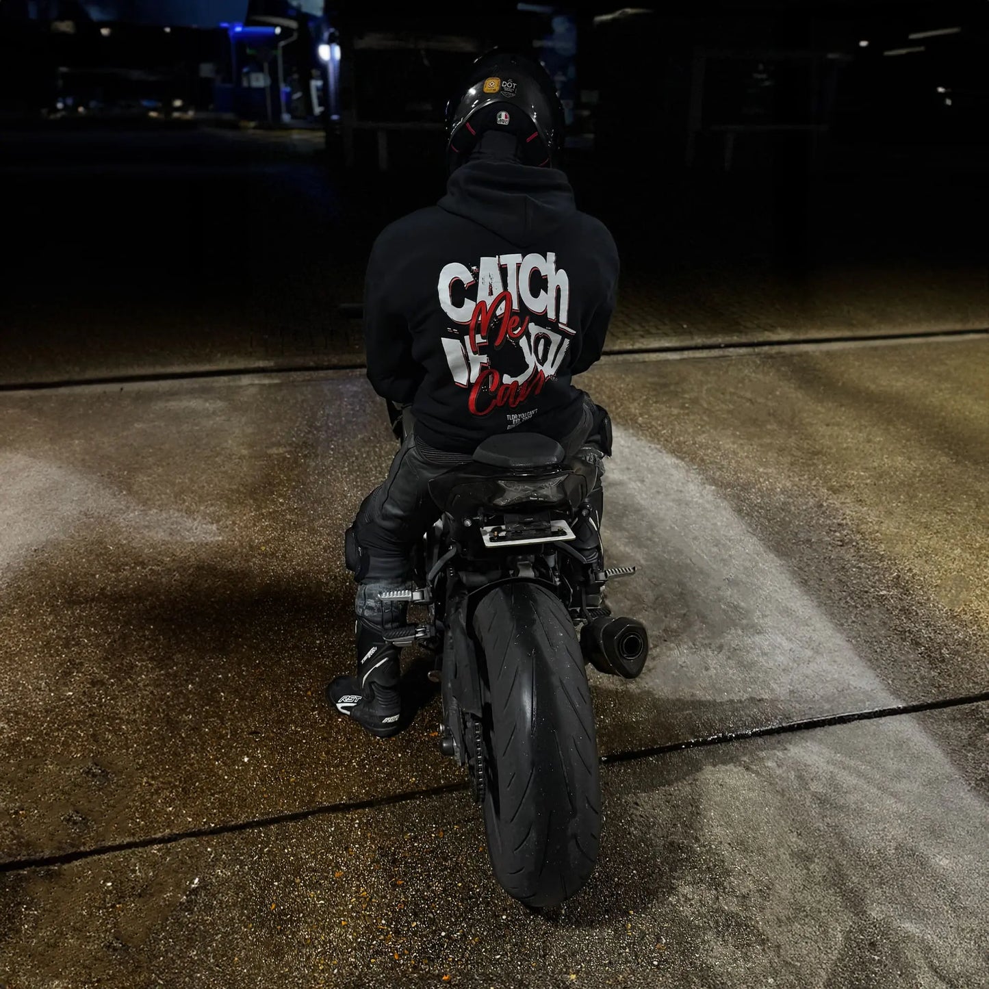 "CATCH ME IF YOU CAN" Hoodie RunIt!